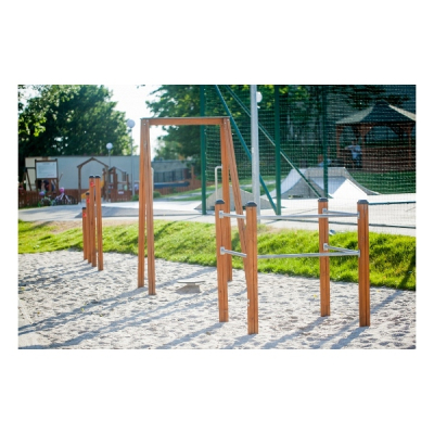 Outdoor Fitnessgerät: Gymnastikstangen, Stretching Bar, Dehnen