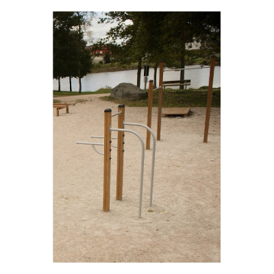 Outdoor Fitnessgerät: Barren-Kombination, Kraft, Gleichgewicht