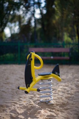 Federwippe Yacht für Spielplatz und Kindergarten