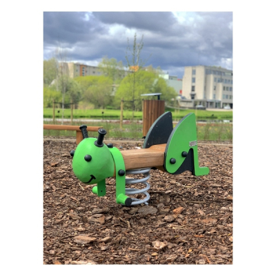 Grashüpfer für Spielplatz und Kindergarten