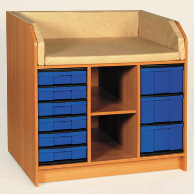 Wickelkommode m. Kunststoffschüben u. Regal für Kindergarten