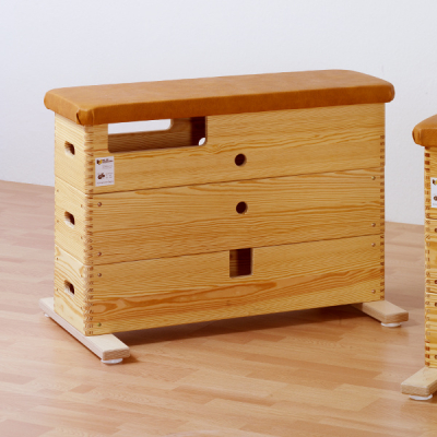 Sprungkasten 3-teilig groß, Nadelholz mit Kunstlederbezug von Sportgeräte Langer