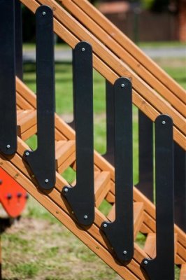 Preview: Spielturm Logo Natur mit Rutsche für Spielplatz und Kindergarten