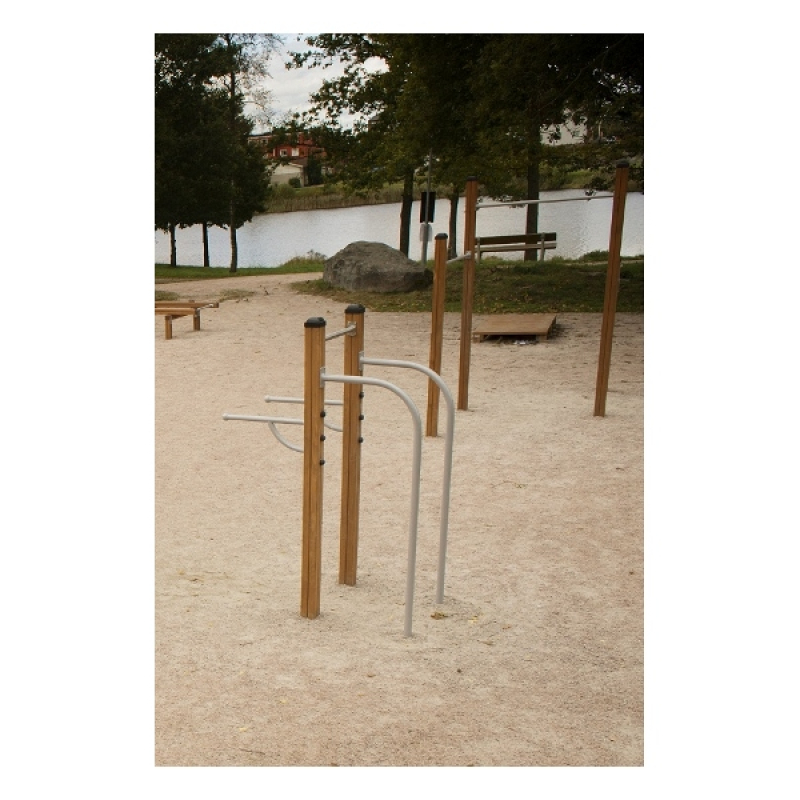 Outdoor Fitnessgerät: Barren-Kombination, Kraft, Gleichgewicht