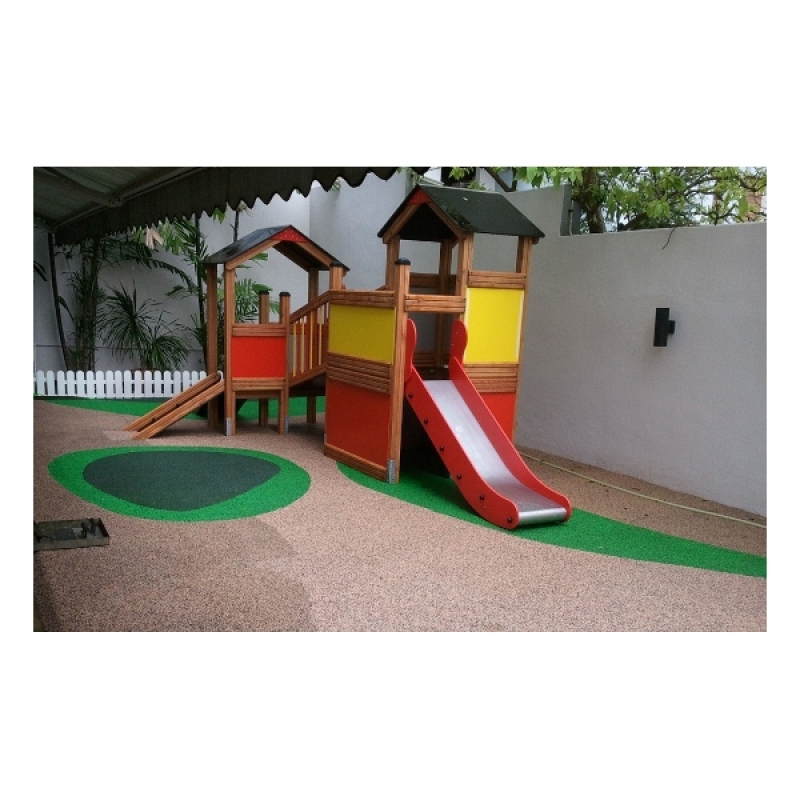 Spielanlage Schloss für Spielplatz und Kindergarten