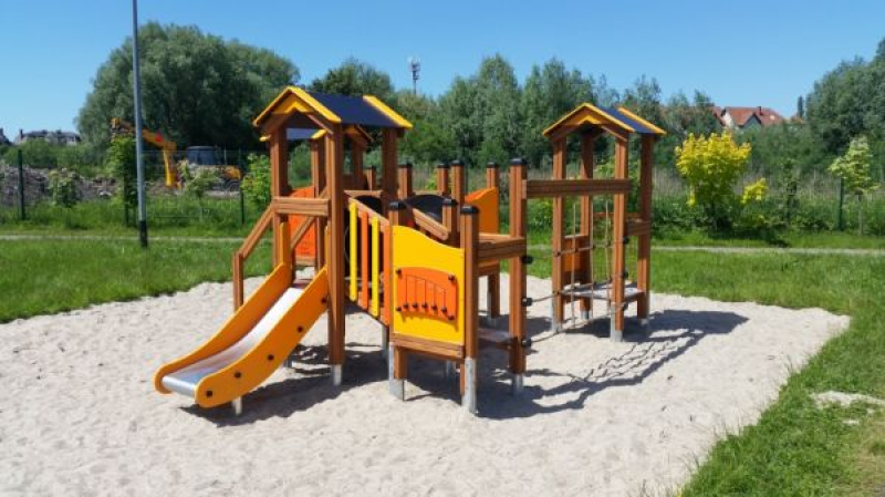 Spielanlage Alpha für Spielplatz und Kindergarten