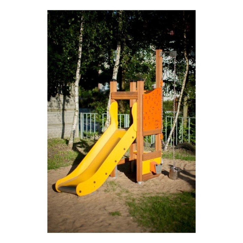 Spielturm Sigma für Spielplatz und Kindergarten