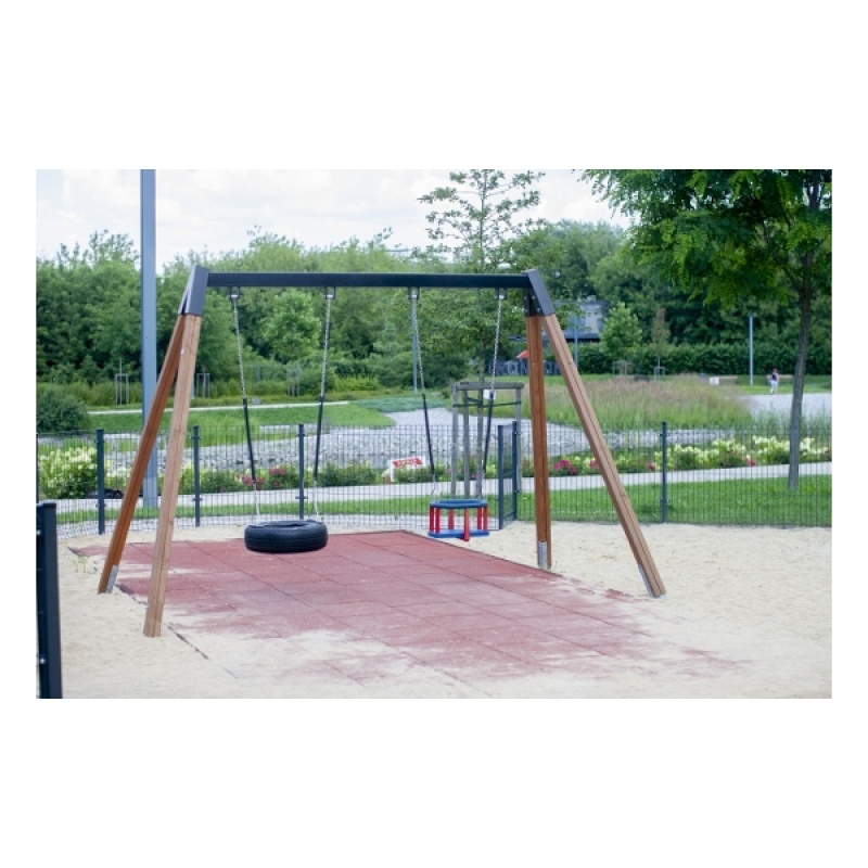 Babyschaukel und Reifenschaukel Holz für den Spielplatz