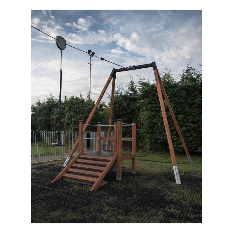 Seilbahn Mittel mit Plattform für den Spielplatz