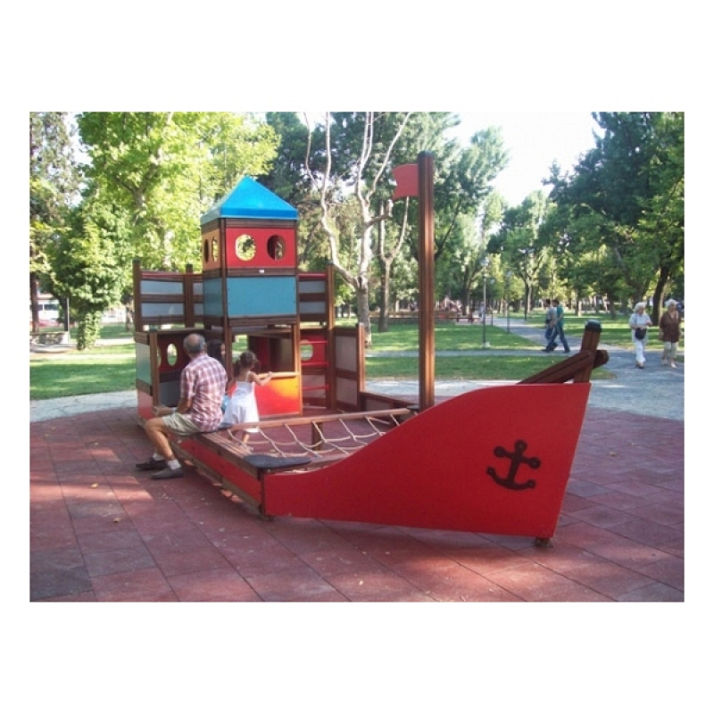 Spielanlage Schiff für Spielplatz und Kindergarten