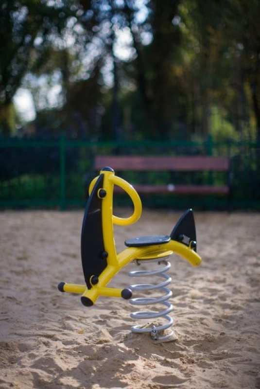 Federwippe Yacht für Spielplatz und Kindergarten