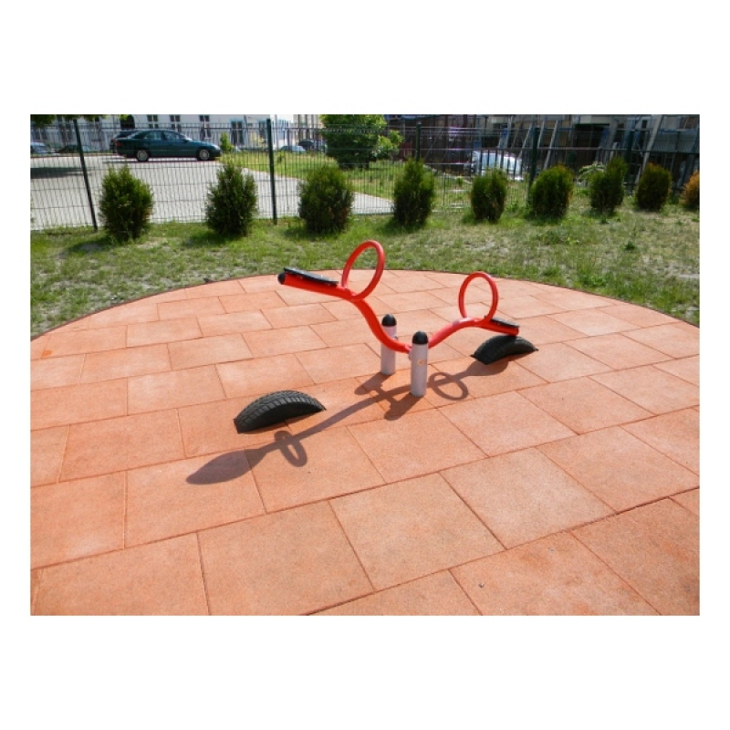 Wippe gebogen für Spielplatz und Kindergarten