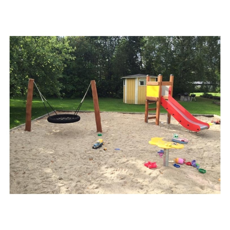 Spieltisch Gänseblümchen für Spielplatz und Kindergarten
