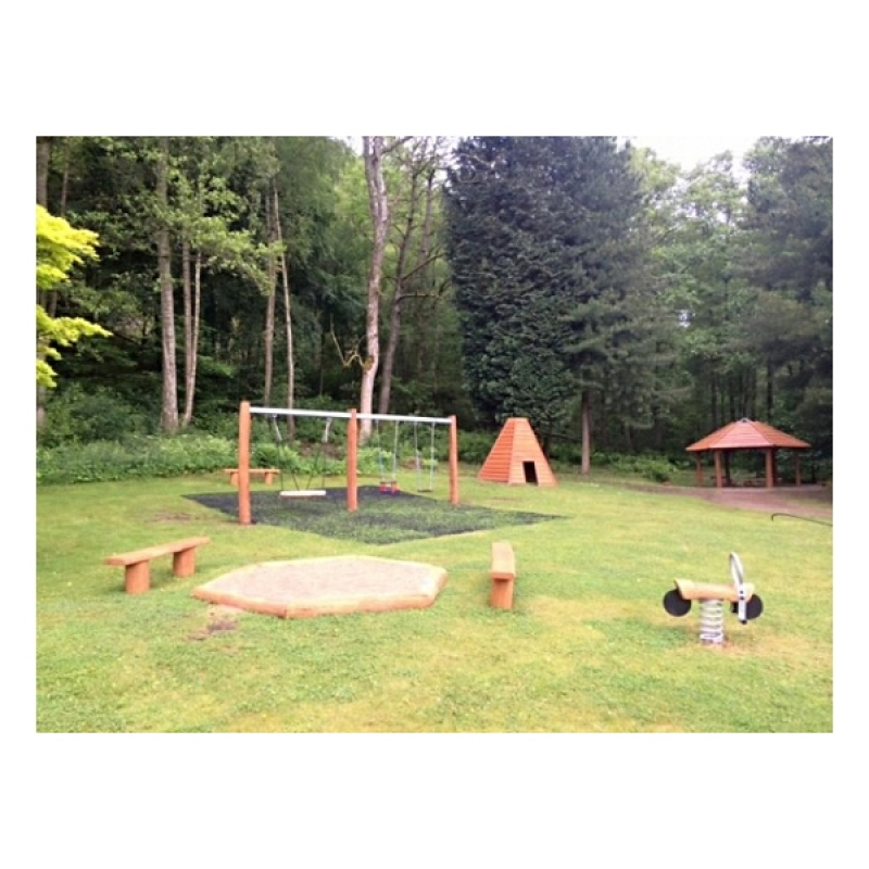 Sandkasten Robinie für Spielplatz und Kindergarten