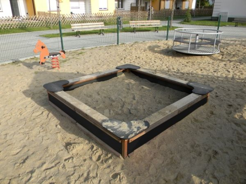 Sandkasten 1 für Spielplatz und Kindergarten